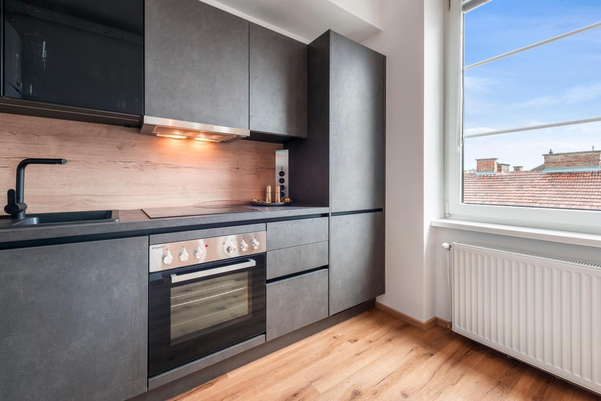 Kuenstlerisches Apartment, 1-schlafzimmer, Flat Tv