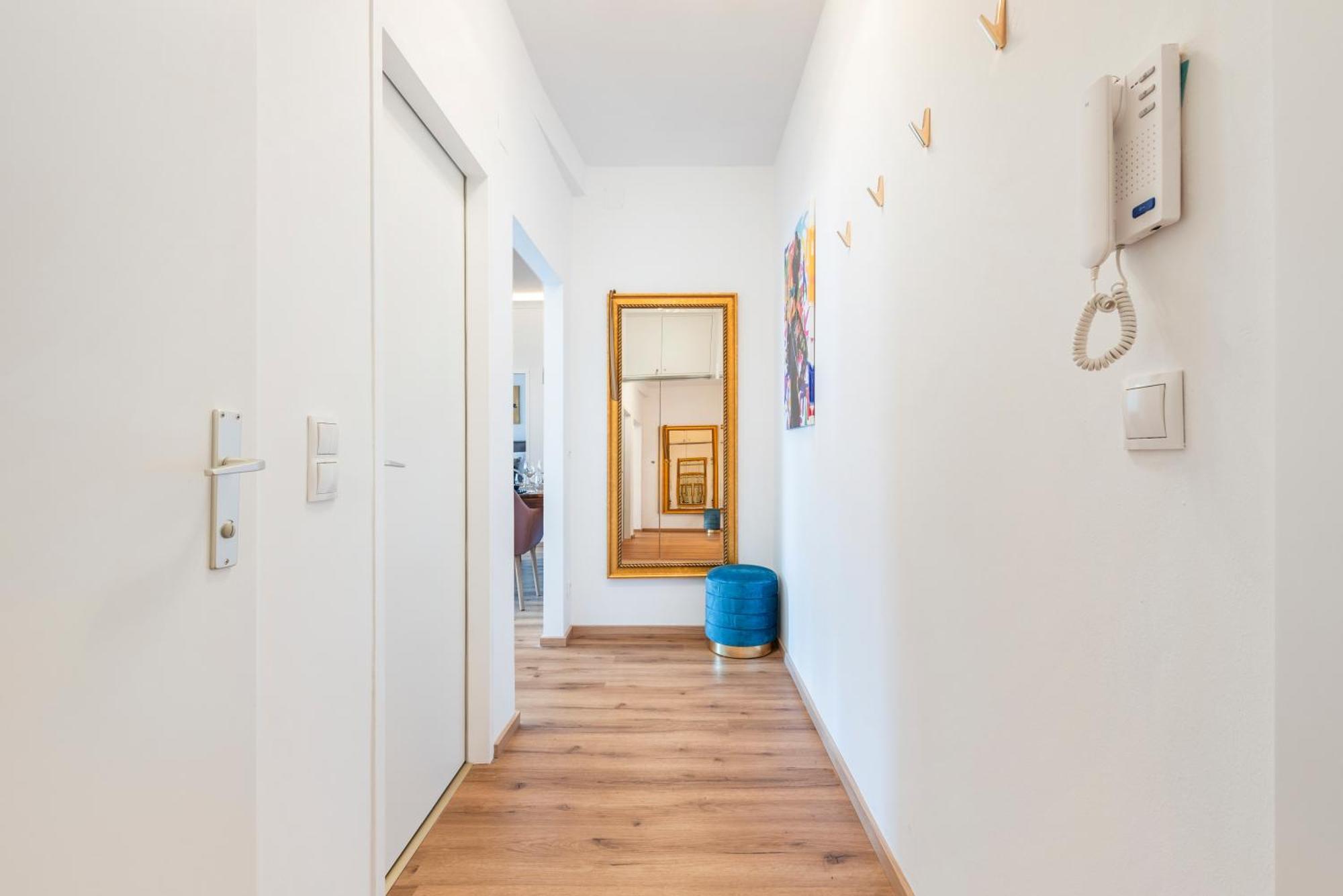 Kuenstlerisches Apartment, 1-schlafzimmer, Flat Tv Apartment Vienna